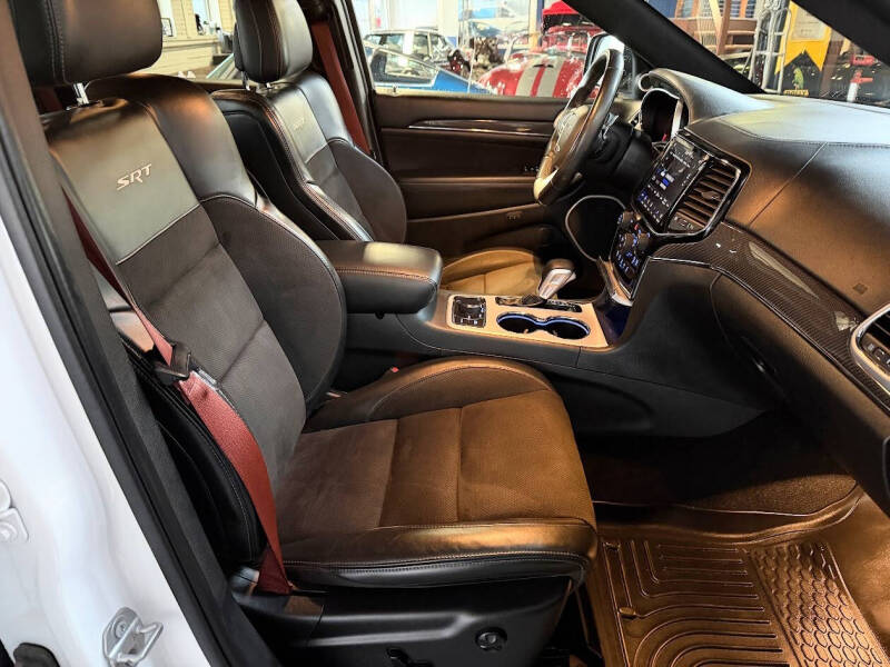 2020 Jeep Grand Cherokee SRT