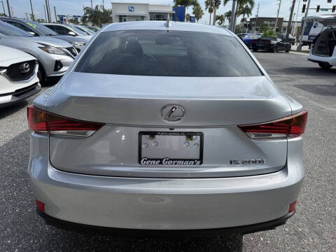 2017 Lexus IS 200t