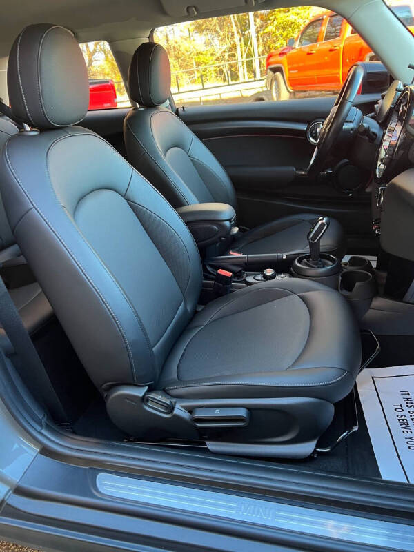 2022 MINI Hardtop 2 Door Oxford Edition