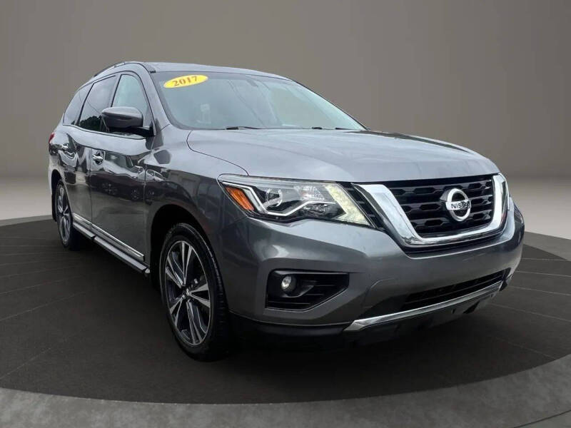 2017 Nissan Pathfinder Platinum