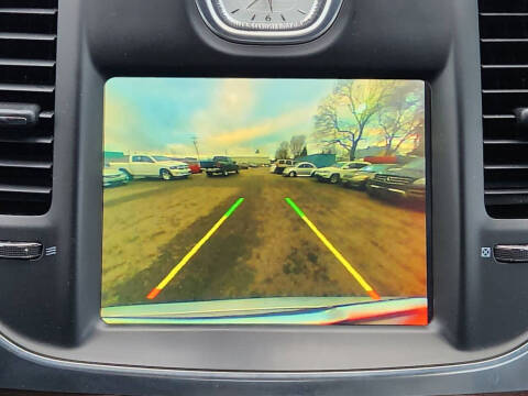 2017 Chrysler 300 C Platinum