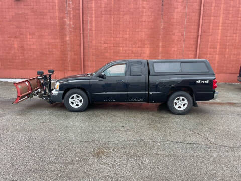 2005 Dodge Dakota for sale at ELIZABETH AUTO SALES in Elizabeth PA