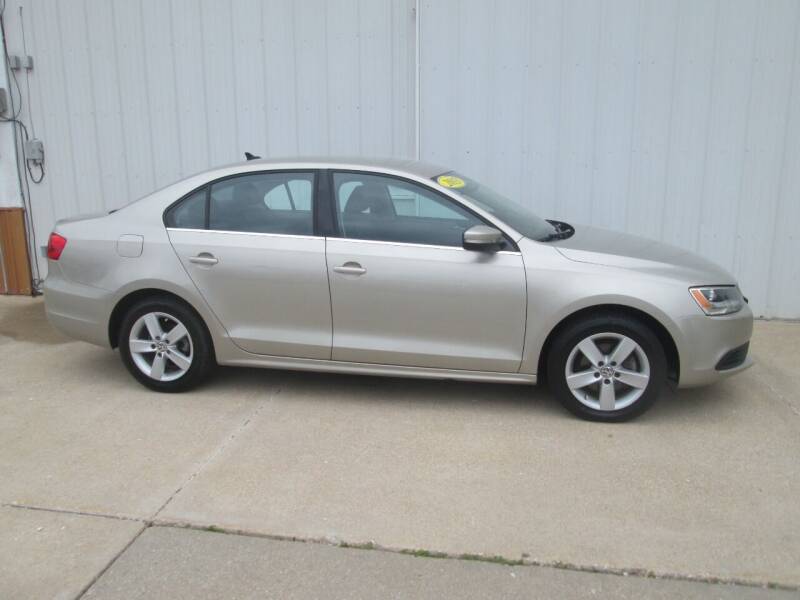 2013 Volkswagen Jetta for sale at Parkway Motors in Osage Beach MO