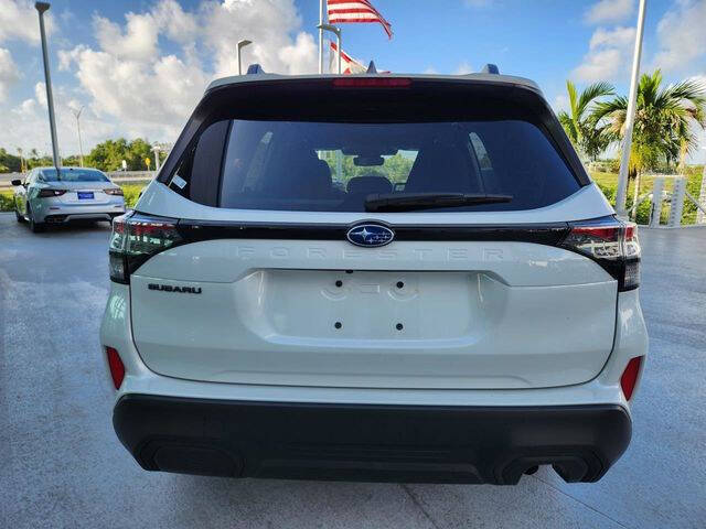 2025 Subaru Forester Premium