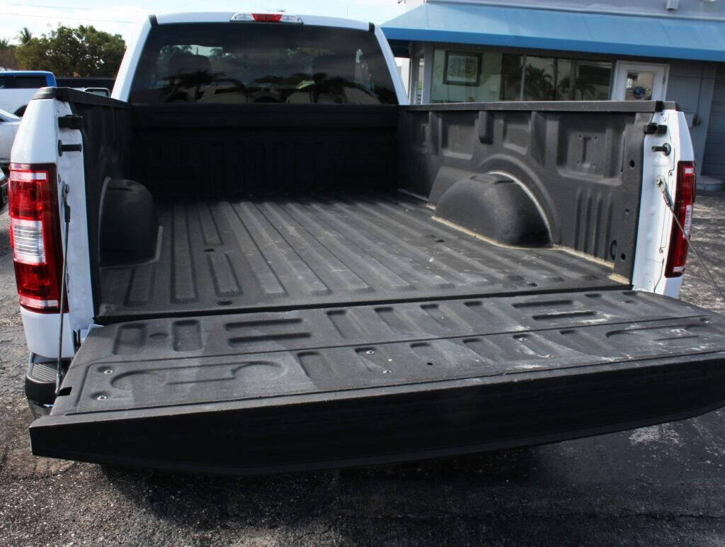2019 FORD F-150 Pickup - $33,995