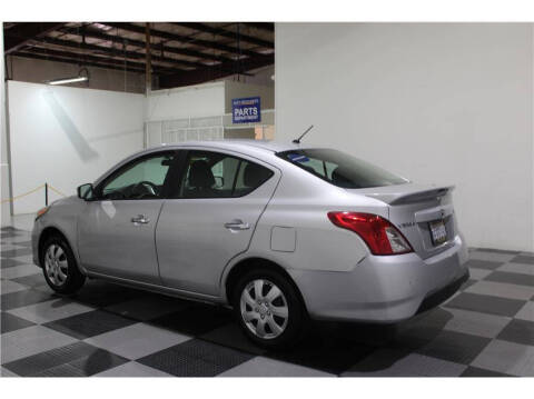 2018 Nissan Versa