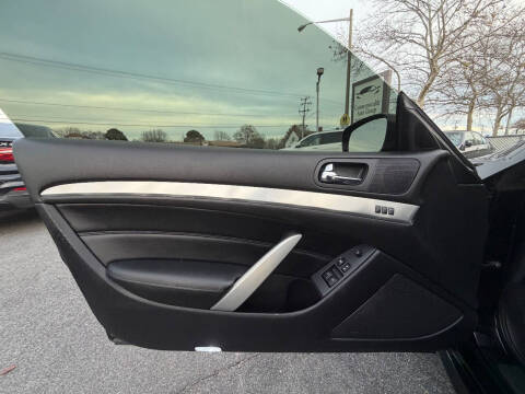 2014 Infiniti Q60 Coupe Sport