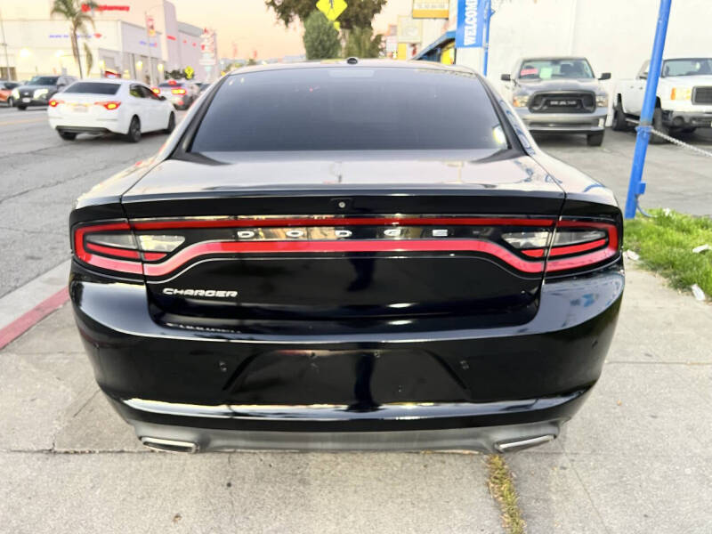 2019 Dodge Charger SXT