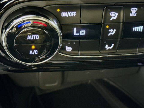 2025 Chevrolet Trax RS