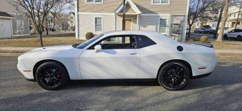 2015 Dodge Challenger SXT