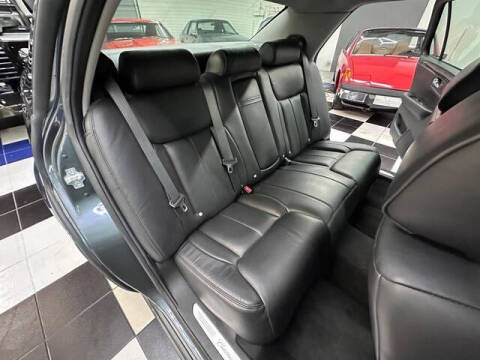 2011 Cadillac DTS Luxury Collection