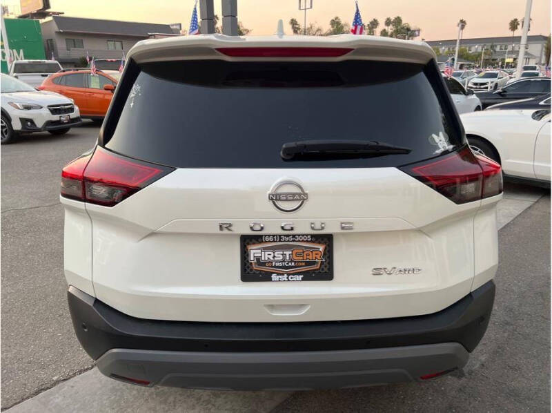 2022 Nissan Rogue SV