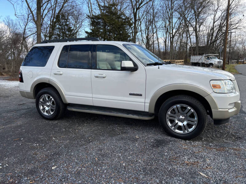 2008 Ford Explorer Eddie Bauer photo 8