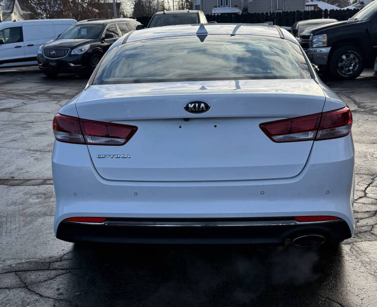 2018 Kia Optima LX