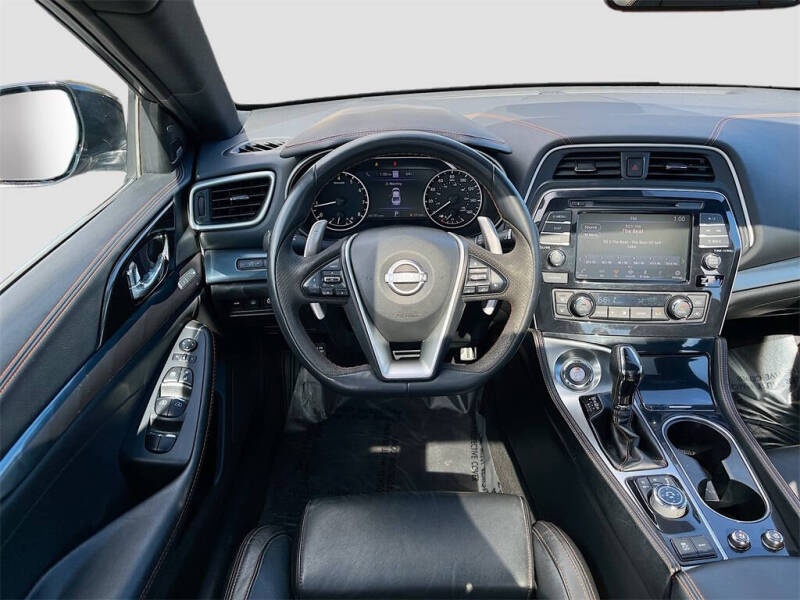 2023 Nissan Maxima 3.5 SR