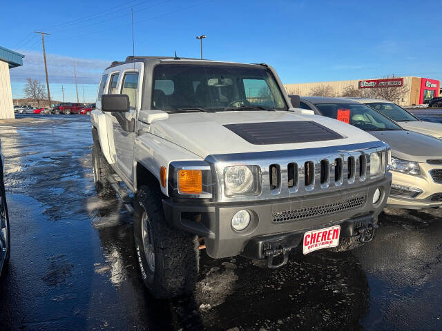 2006 HUMMER H3 for sale at Cheren Auto LLC in Fargo, ND