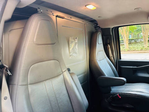 2021 Chevrolet Express 2500