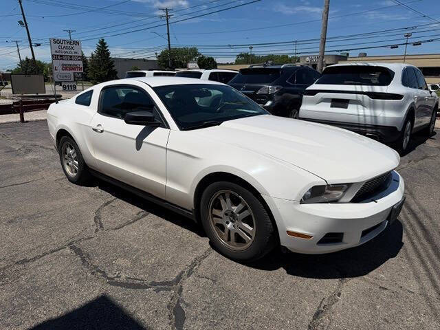 2011 Ford Mustang V6