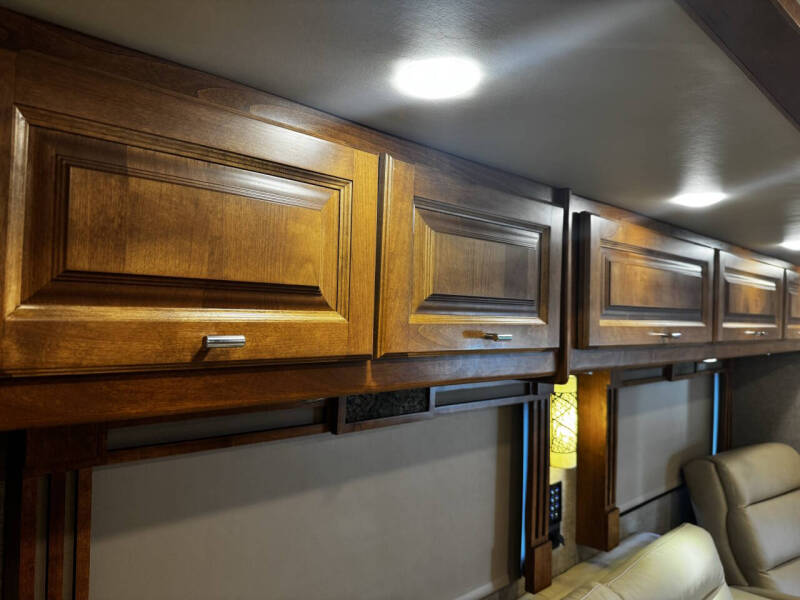 2018 Tiffin Allegro RED