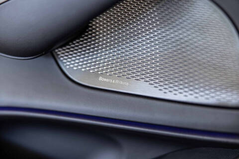 2026 Aston Martin DBX 707