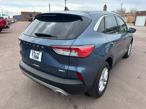 2020 Ford Escape SE