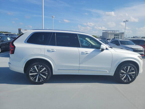 2026 Volvo XC90 B5 Core