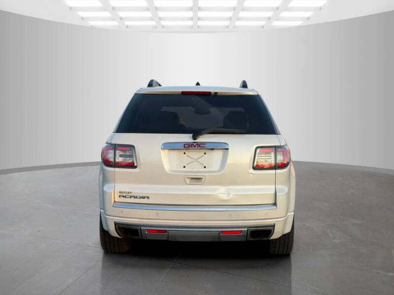 2013 GMC Acadia Denali