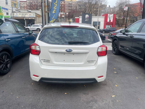 2016 Subaru Impreza 2.0i Premium