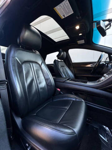 2017 Lincoln MKZ Select