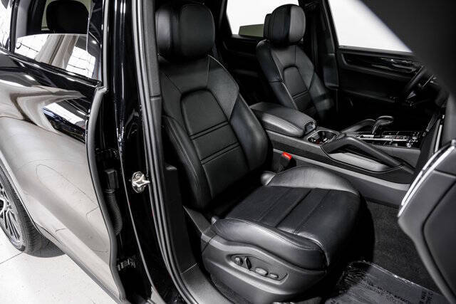 2022 Porsche Cayenne S