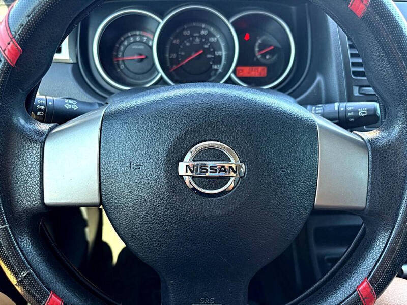 2012 Nissan Versa 1.8 S