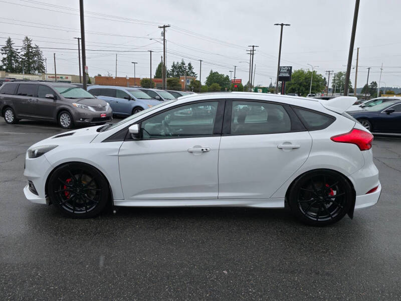 2016 Ford Focus ST