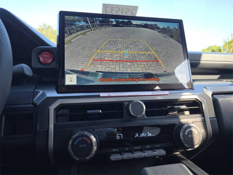 2025 Toyota Tacoma TRD Off-Road HV