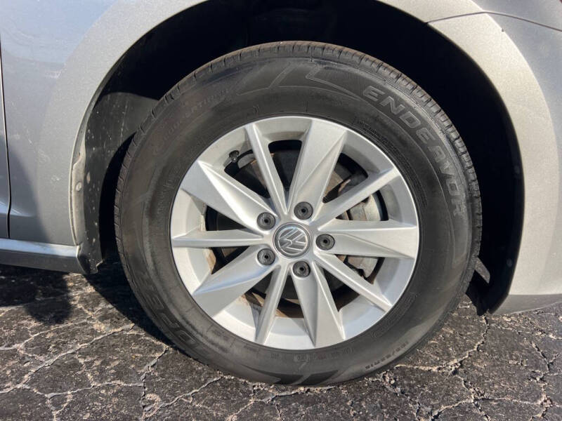 2015 Volkswagen Golf TSI S