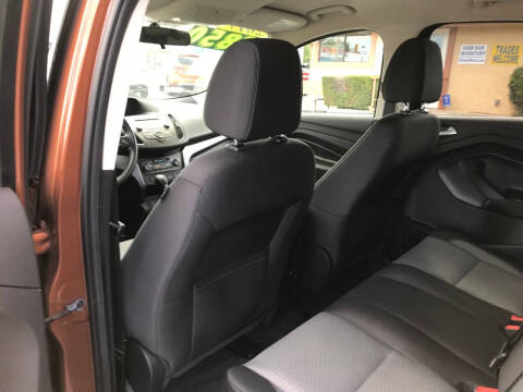 2017 Ford Escape SE