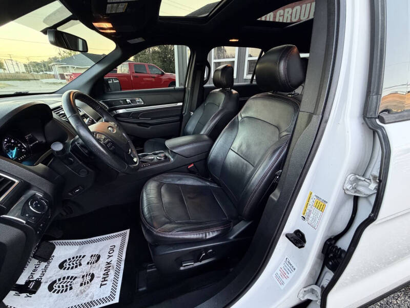 2017 Ford Explorer Sport