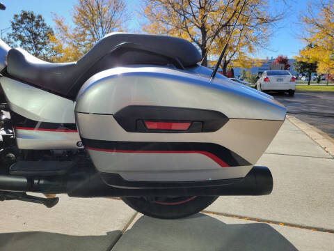 2018 Yamaha Star Eluder GT