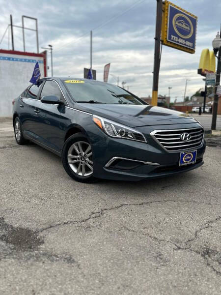 2016 Hyundai Sonata for sale at AutoBank in Chicago IL