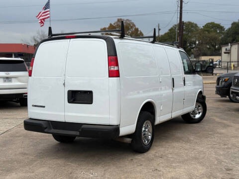 2017 Chevrolet Express 2500