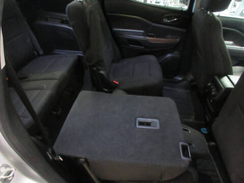 2018 GMC Acadia SLE-2