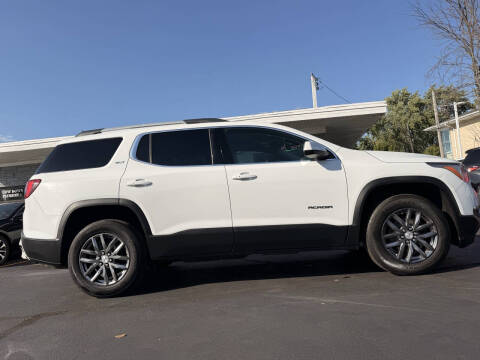 2017 GMC Acadia SLT-1