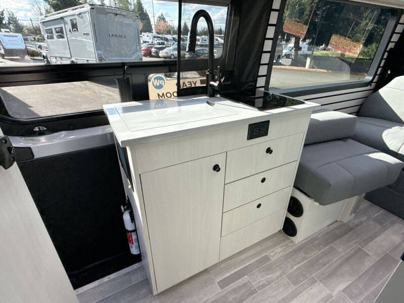 2025 Mercedes-Benz Sprinter