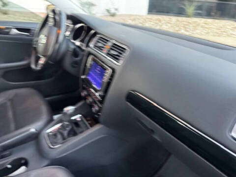 2017 Volkswagen Jetta 1.8T SEL