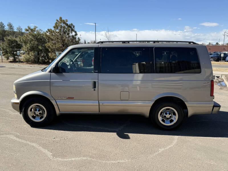 2001 Chevrolet Astro LS