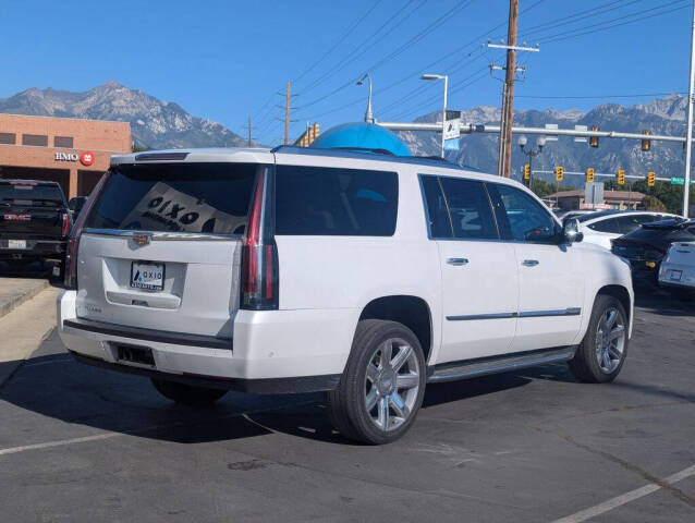 2020 Cadillac Escalade ESV for sale at Axio Auto Boise in Boise, ID