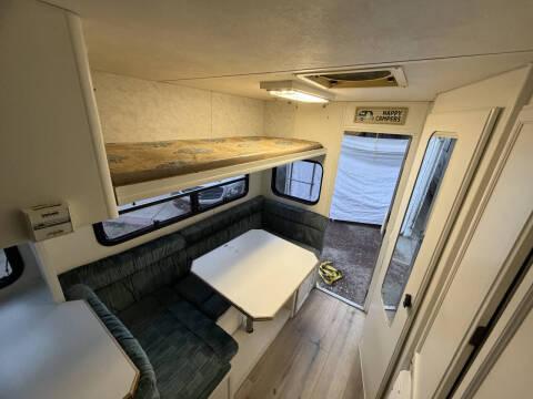 2013 Ford LANCE CAMPER 19
