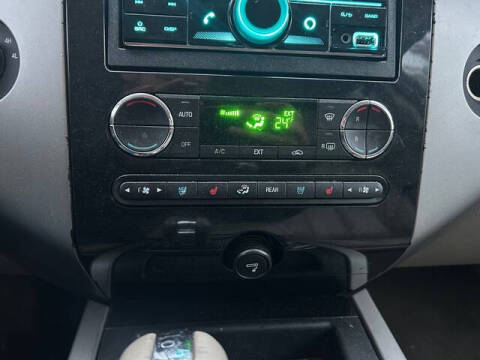 2011 Ford Expedition Limited