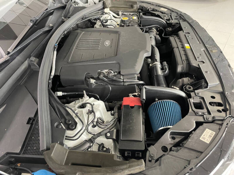 2018 Land Rover Range Rover Velar P380 R-Dynamic SE