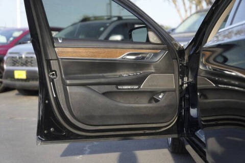 2016 BMW 7 Series 740i