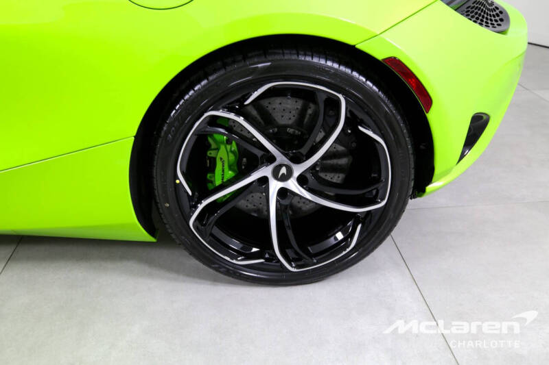 2024 McLaren 750S Spider